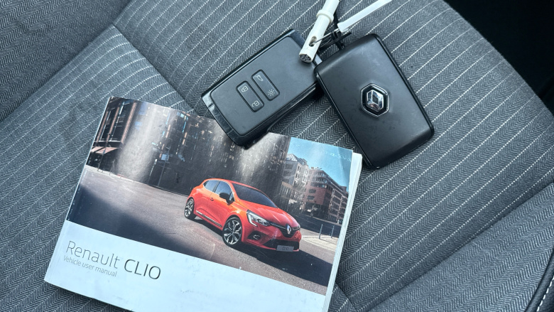 Renault Clio 1.0 TCe 90 Lutecia SE 5dr Petrol Hatchback